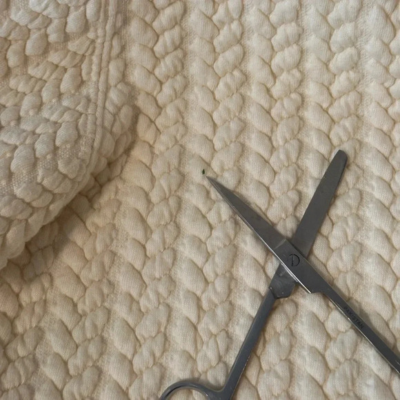 VINTAGE Cable Knit Crewneck Sweatshirt. Myrtle Beach - Picture 9 of 11